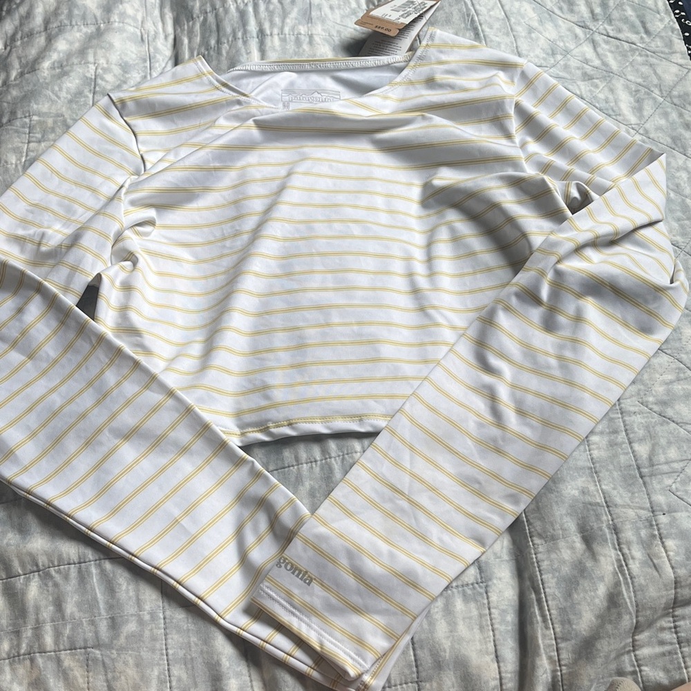 Patagonia women’s swell seeker cropped rash guard